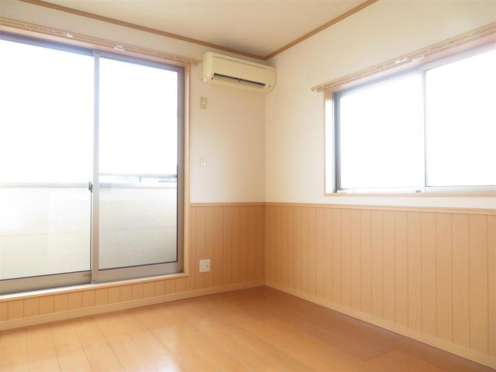 ロワイヤル・エポIIの居間