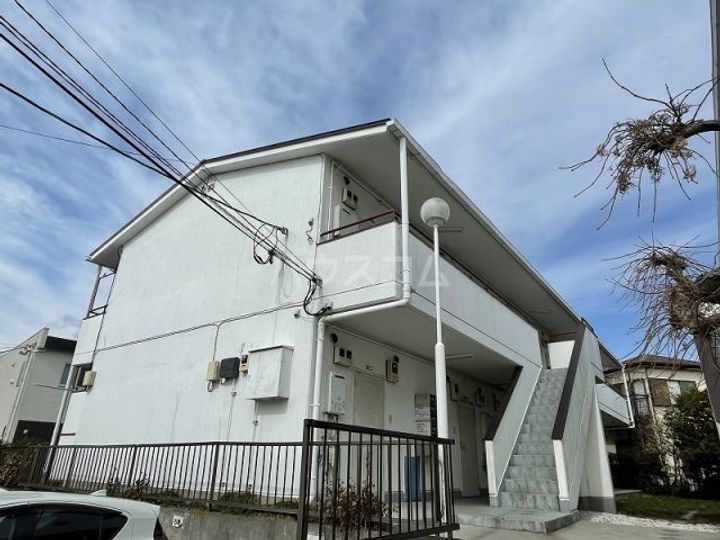 コーポベルA棟の外観