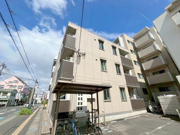 鹿児島県鹿児島市下荒田4(アパート)の賃貸物件の外観
