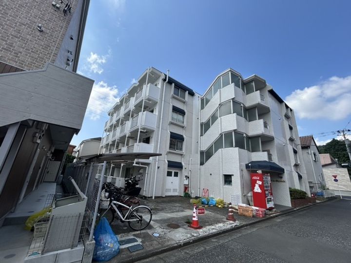 アートイン大塚の外観