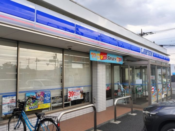 ティホシィの周辺