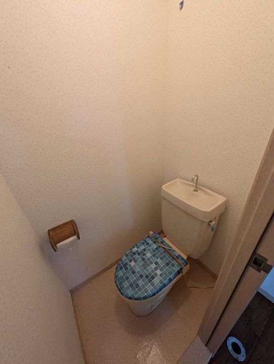 ファミーユ幸の内装