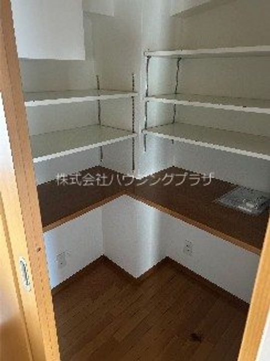 サンハイツ八幡山の内装