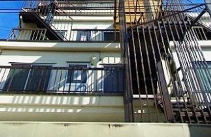 東京都中野区本町4(マンション)の賃貸物件の外観