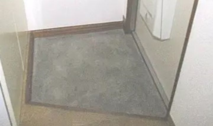 東京都中野区本町4(マンション)の賃貸物件の玄関