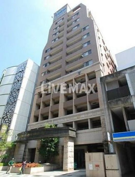 プレサンス栄メディパークの外観