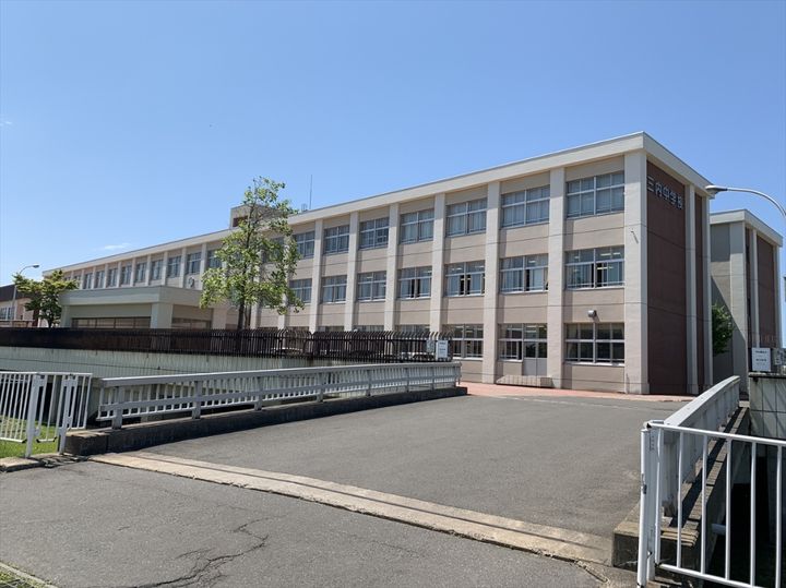 プライムコートSの周辺