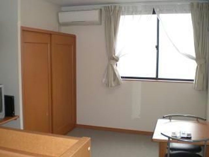 レオパレスメルベーユの居間