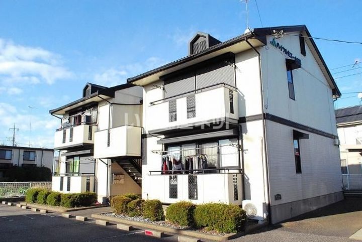 ハイツルミエール Bの外観