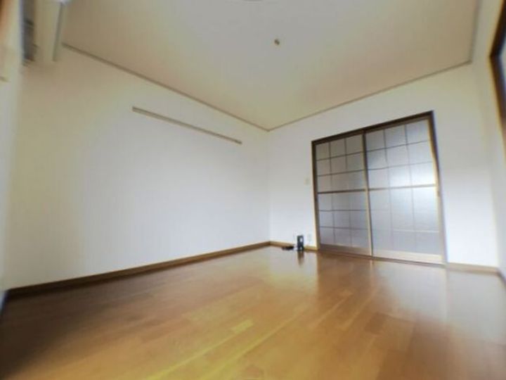 ハイツルミエール Bの居間