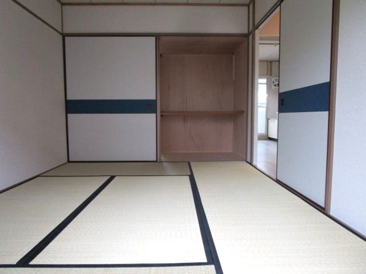有野台の内装