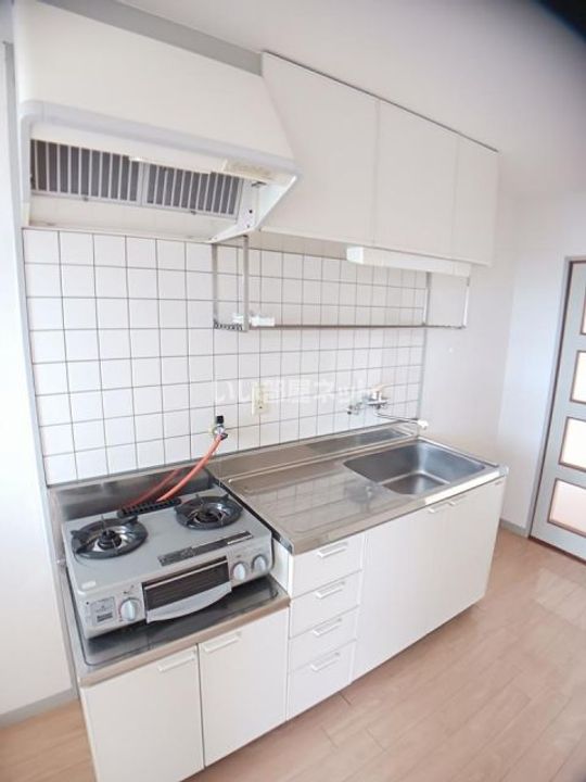 プレアール仏生山I・IIのキッチン