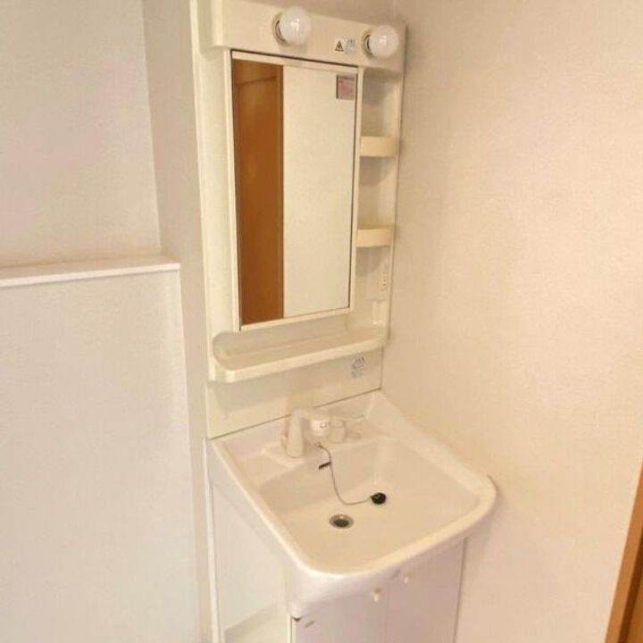 大阪府大東市南津の辺町(マンション)の賃貸物件の内装