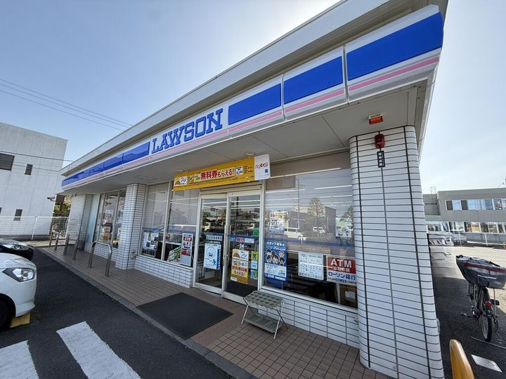 シャン・ド・フルールの周辺