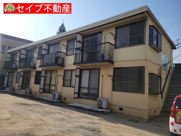 コーポひらのの外観