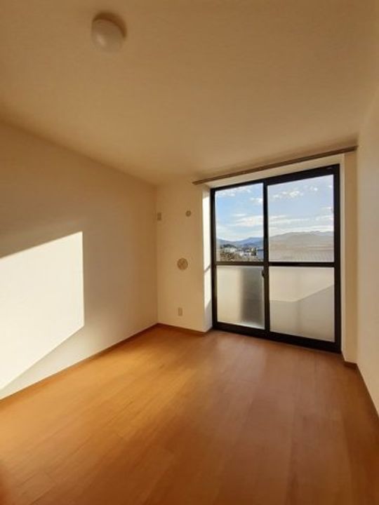 グレイスハイム IIの居間