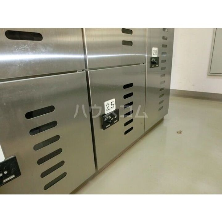 三向ハイツ元今泉の地図