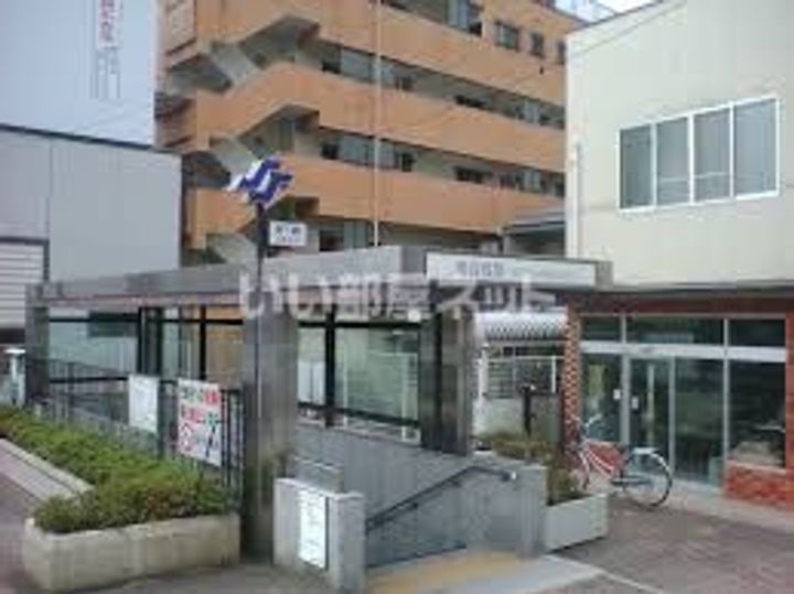 エル向山の周辺