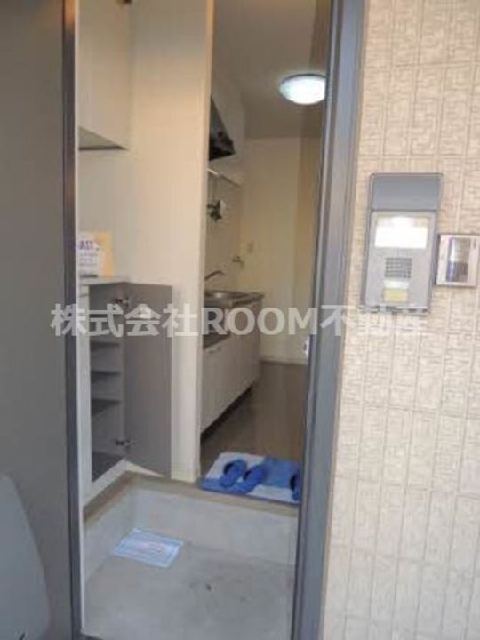 ハリーファーストの玄関