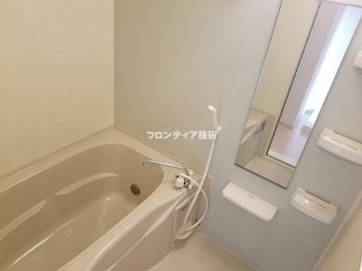 サニー・ガーデンの風呂