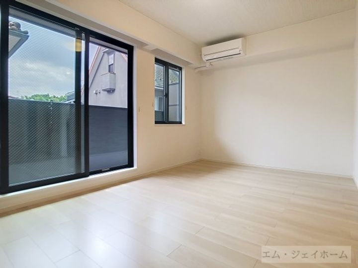 滋賀県草津市上笠4(アパート)の賃貸物件の居間