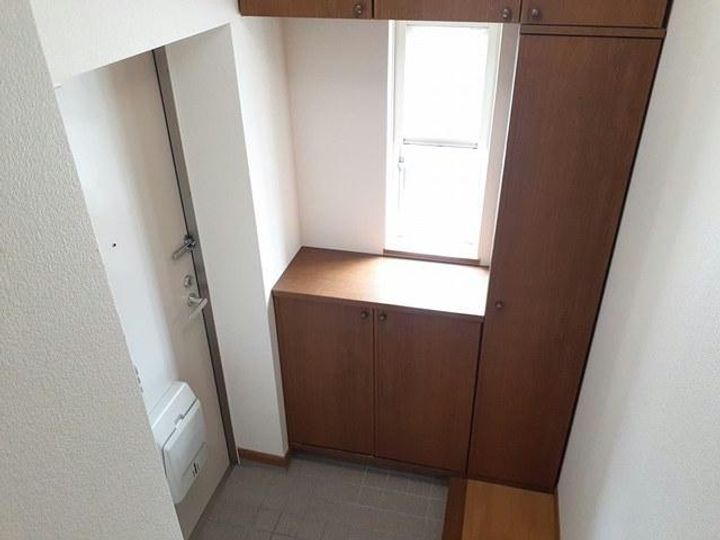 岐阜県各務原市那加野畑町1(アパート)の賃貸物件の玄関