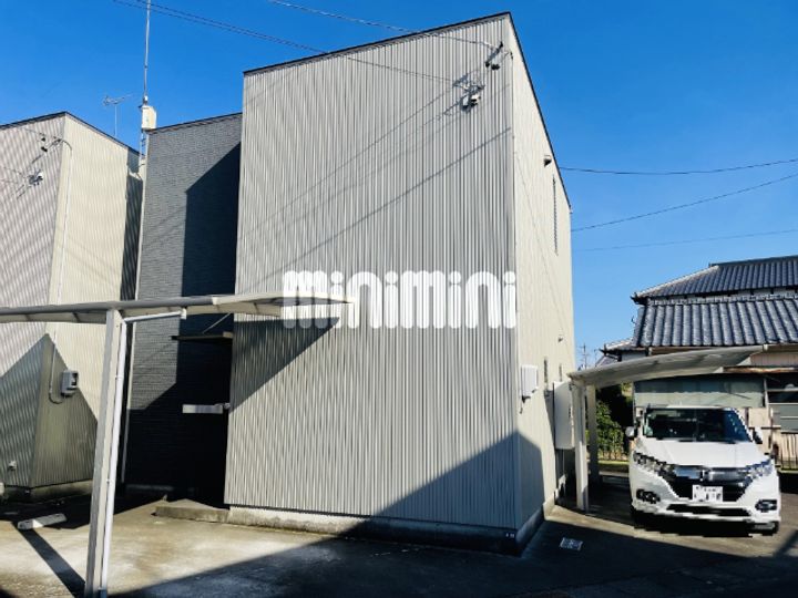 静岡県藤枝市青葉町4(一戸建)の賃貸物件の外観
