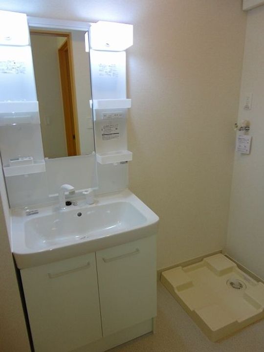 新潟県見附市新町1(アパート)の賃貸物件の内装