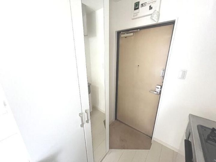 ハイツクラマエの玄関