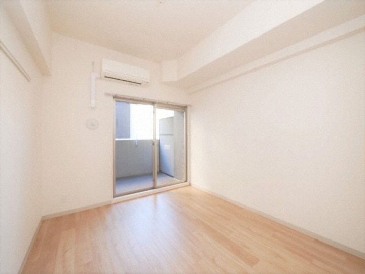 プレサンス京町堀ノースの居間