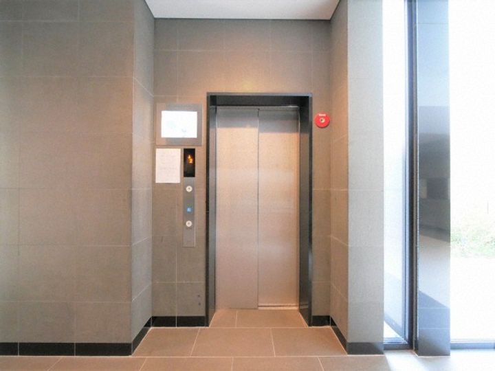 プレサンス京町堀ノースの地図