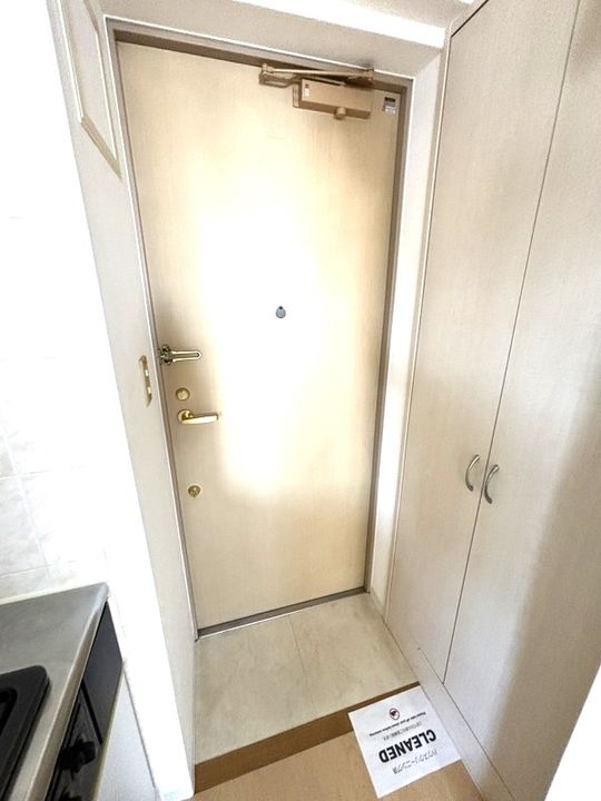 Totsu Residence Shiodome 東通レジデンス汐留の玄関