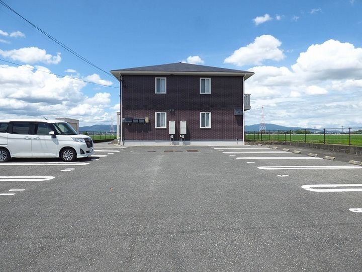 レーヴ千代田の地図