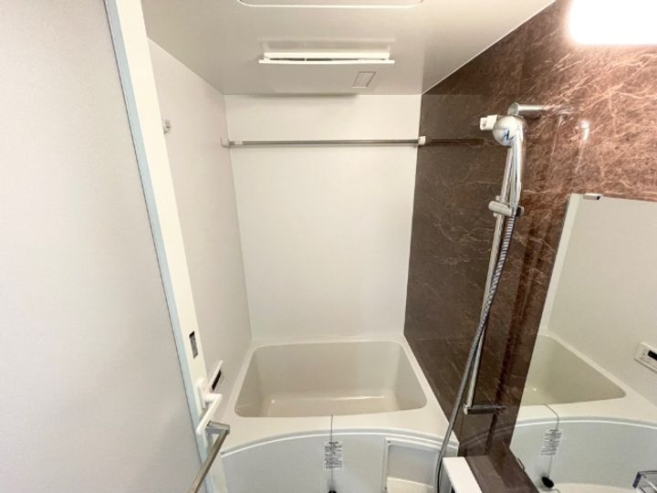 プロミネント アリオの風呂