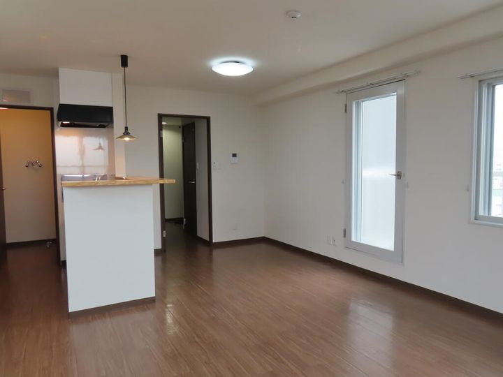 エーコー第5ビルの居間