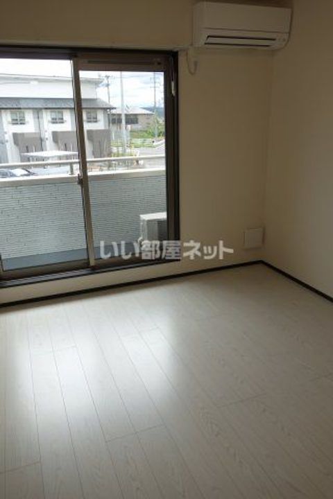 セレッソ・ヴィンデの居間