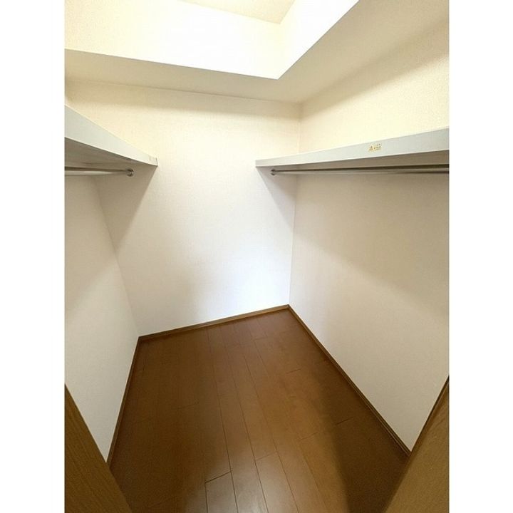 ラムズフィールドの内装