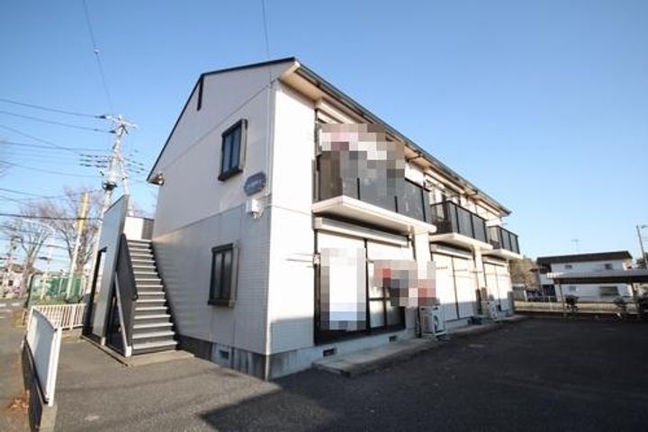 メープルタウンA号棟の外観