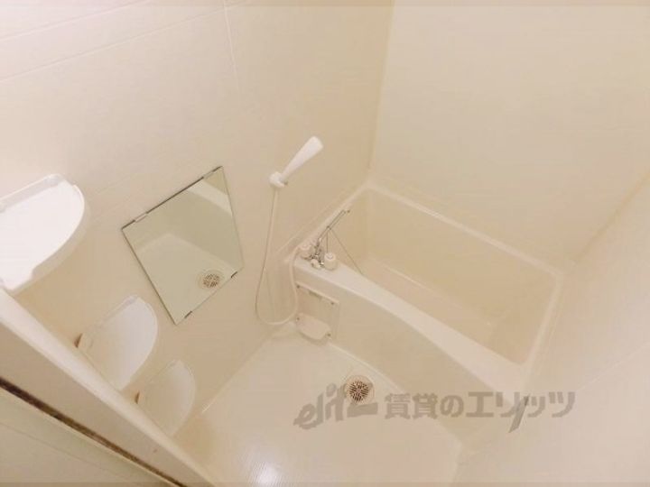 エスト堀川の風呂