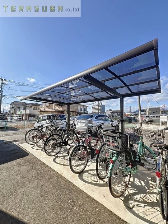 フォンターナ碩田の地図