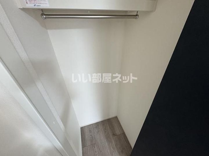 エル向山の内装