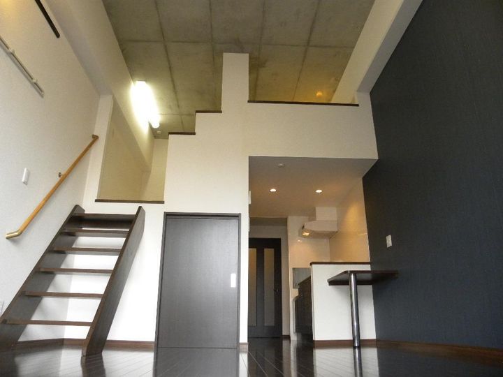 アルテマイスターデュノンの居間