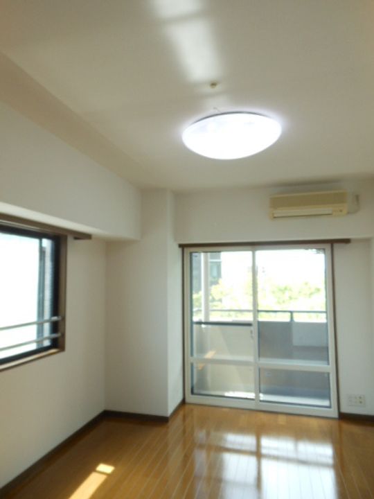 グランド・ガーラ渋谷の居間