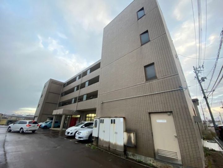 エステートハイウェイの外観