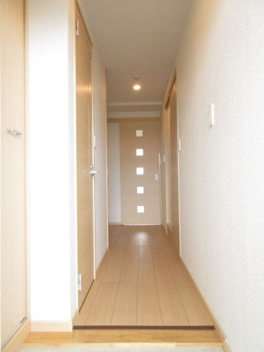 エレヴァートの玄関