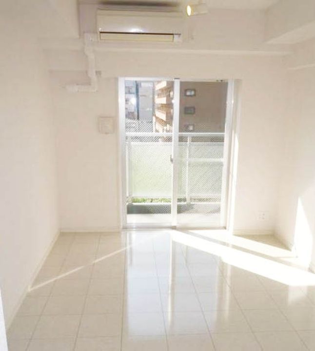 東京都中央区築地7(マンション)の賃貸物件の居間