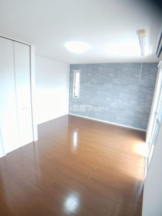 新潟県上越市新町(アパート)の賃貸物件の居間