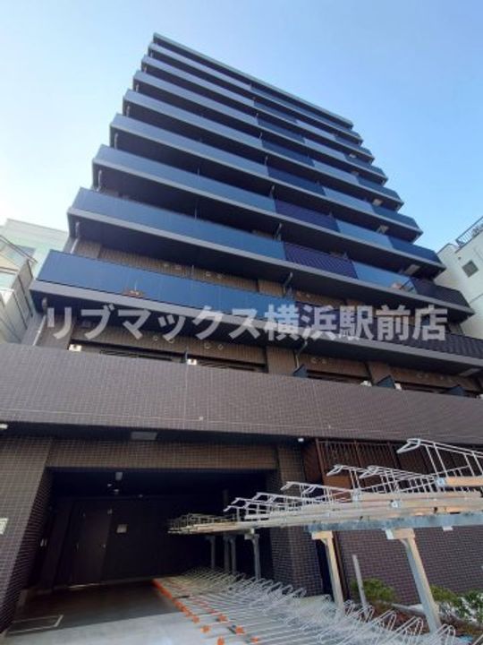 RELUXIA横濱反町の外観