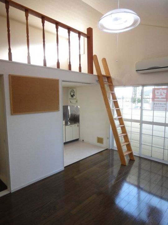 時沢ニューハイツBの居間