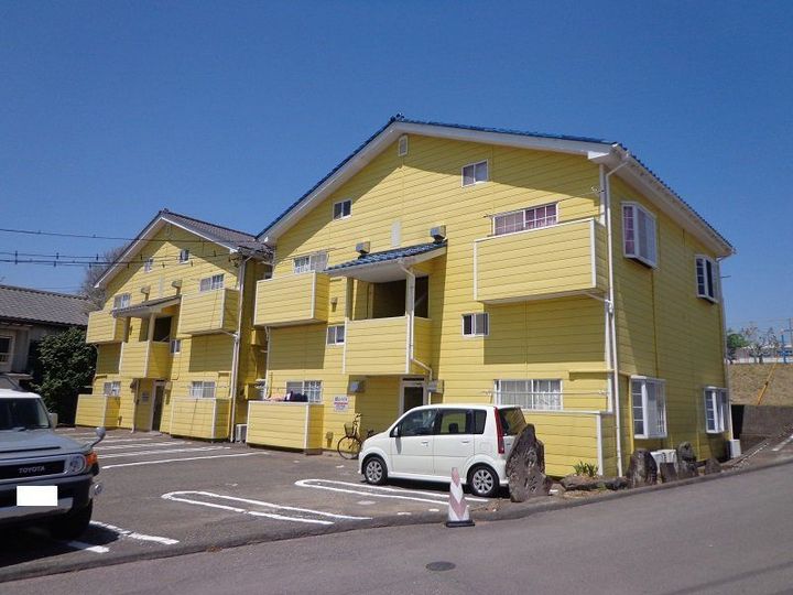 時沢ニューハイツBの外観